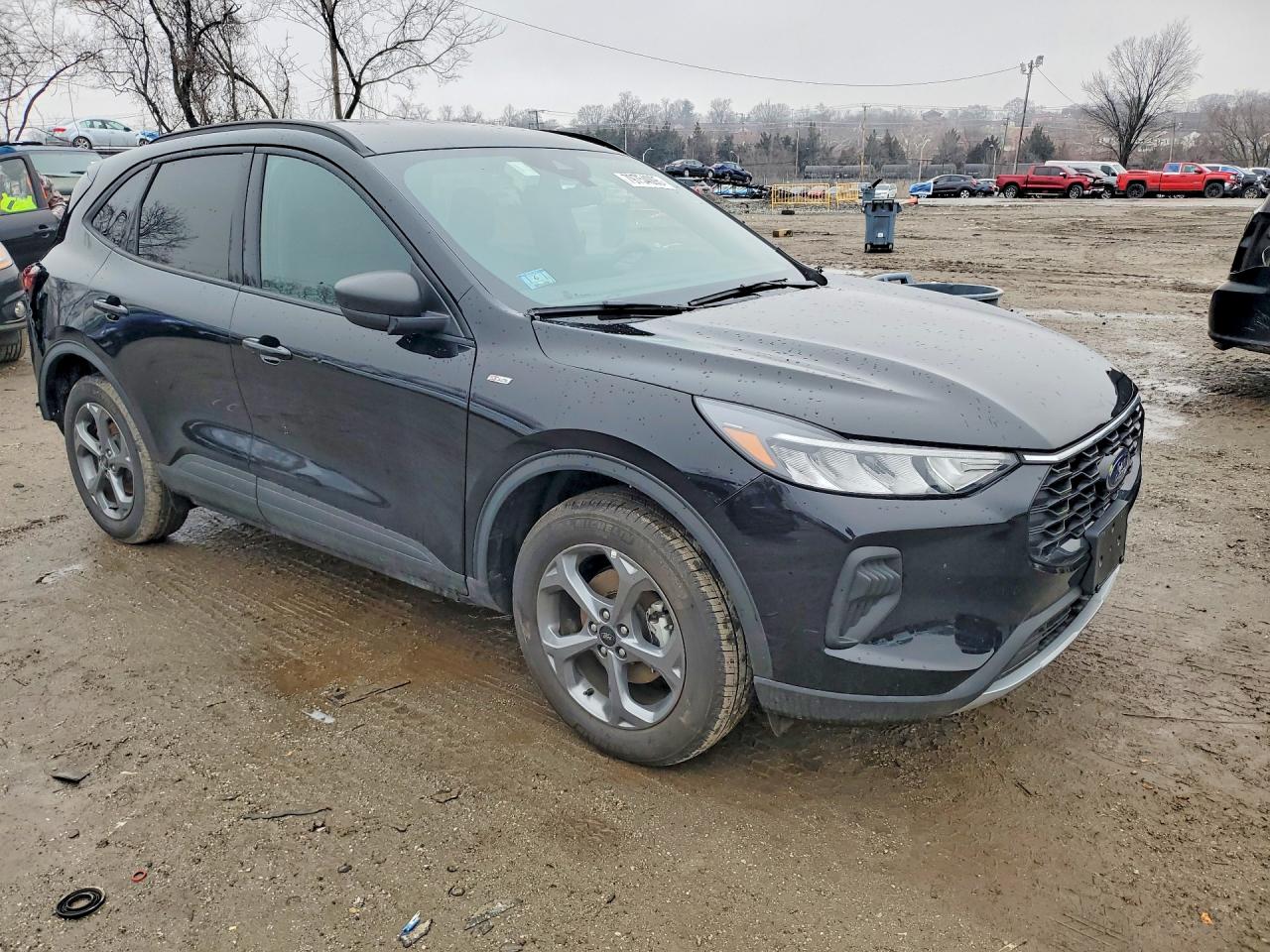 2025 FORD ESCAPE ST LINE AWD photo 10
