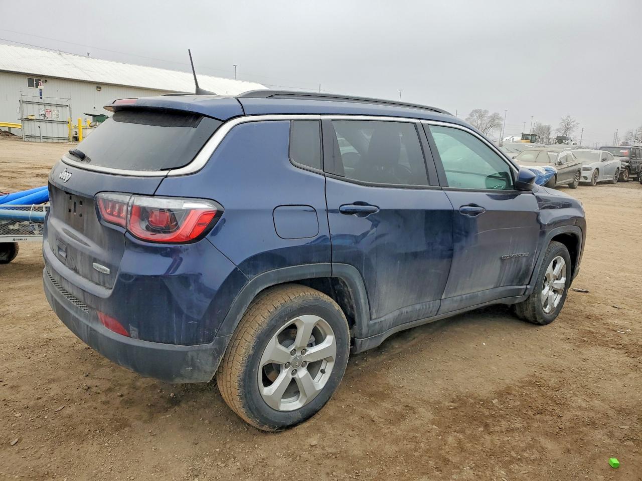 2019 JEEP COMPASS LATITUDE photo 3