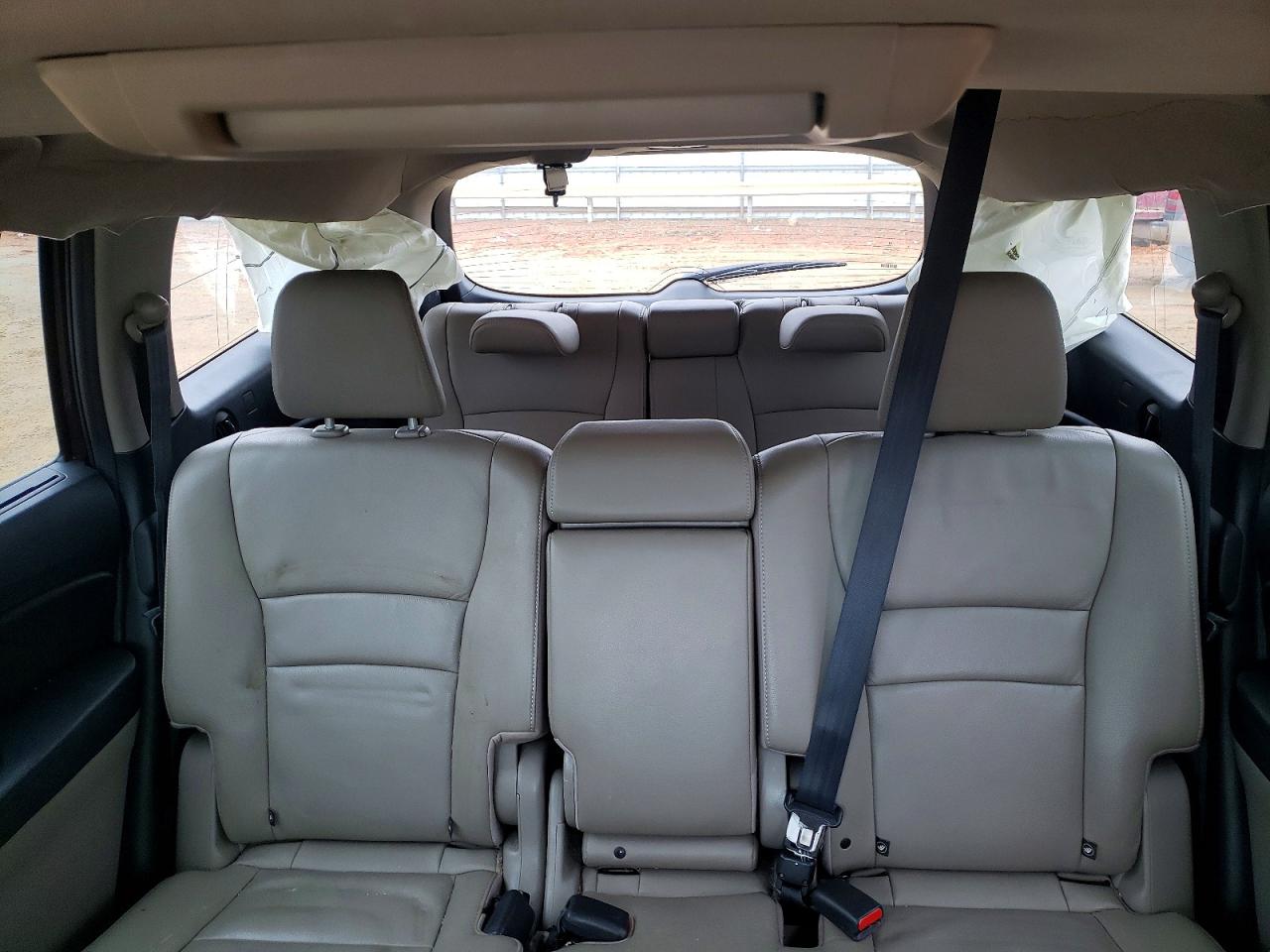 2016 HONDA PILOT TOURING photo 10