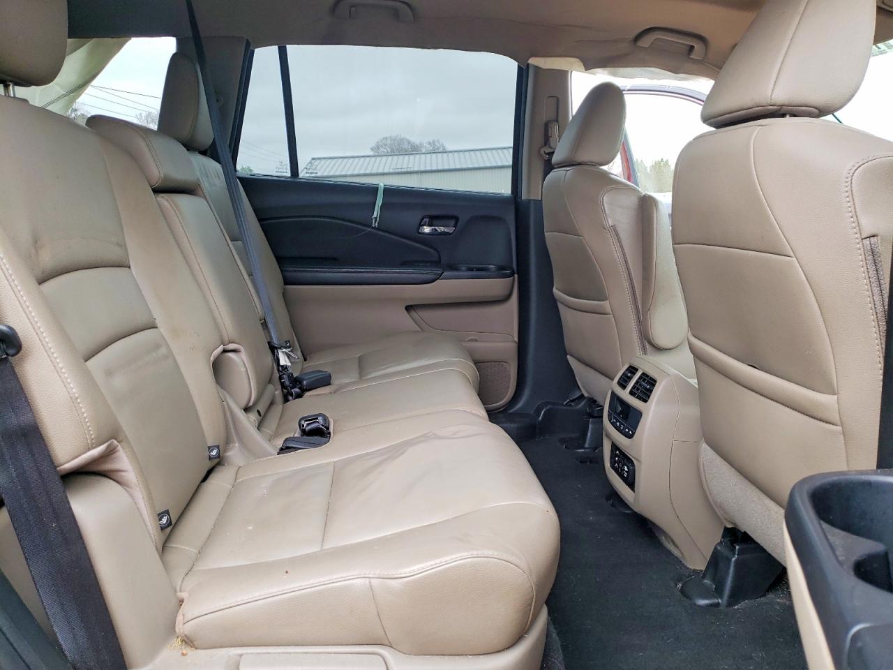 2016 HONDA PILOT TOURING photo 11
