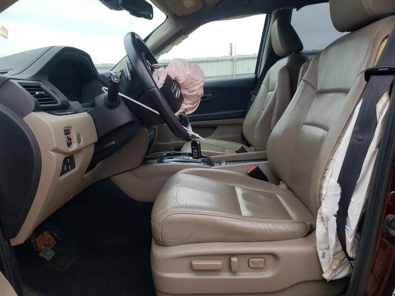 2016 HONDA PILOT TOURING photo 7