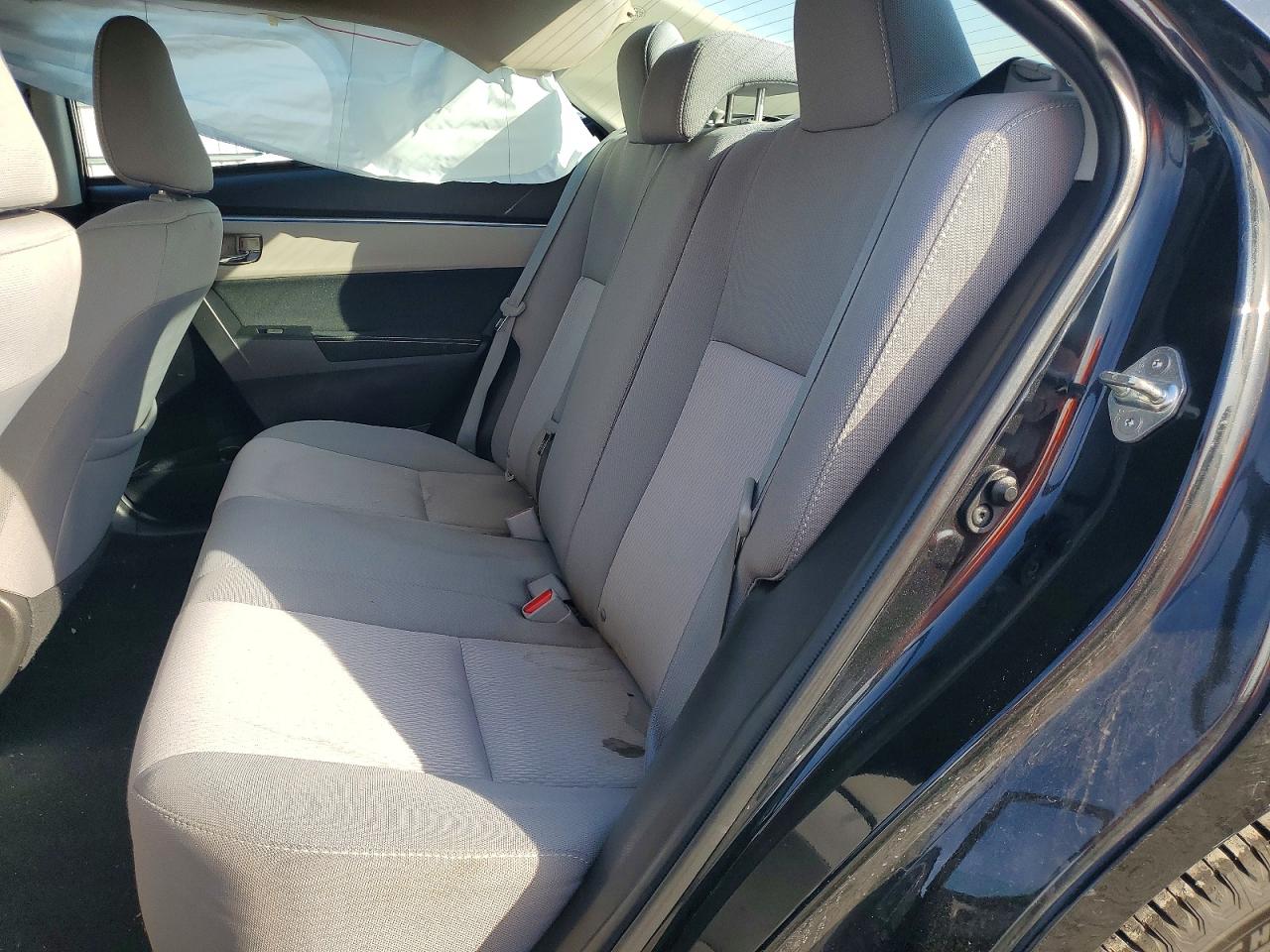 2014 TOYOTA COROLLA LE photo 10