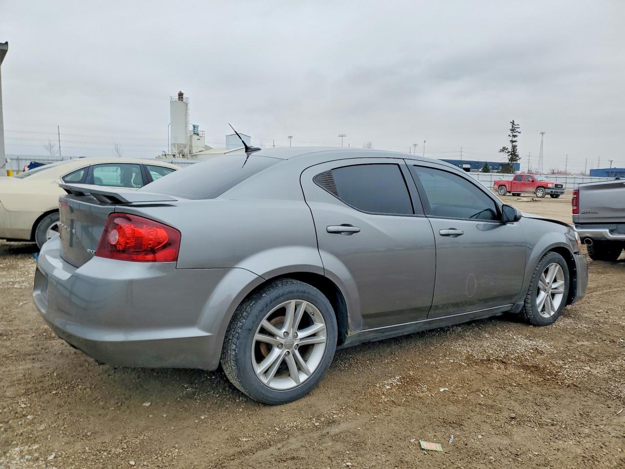 2012 DODGE AVENGER SXT photo 3