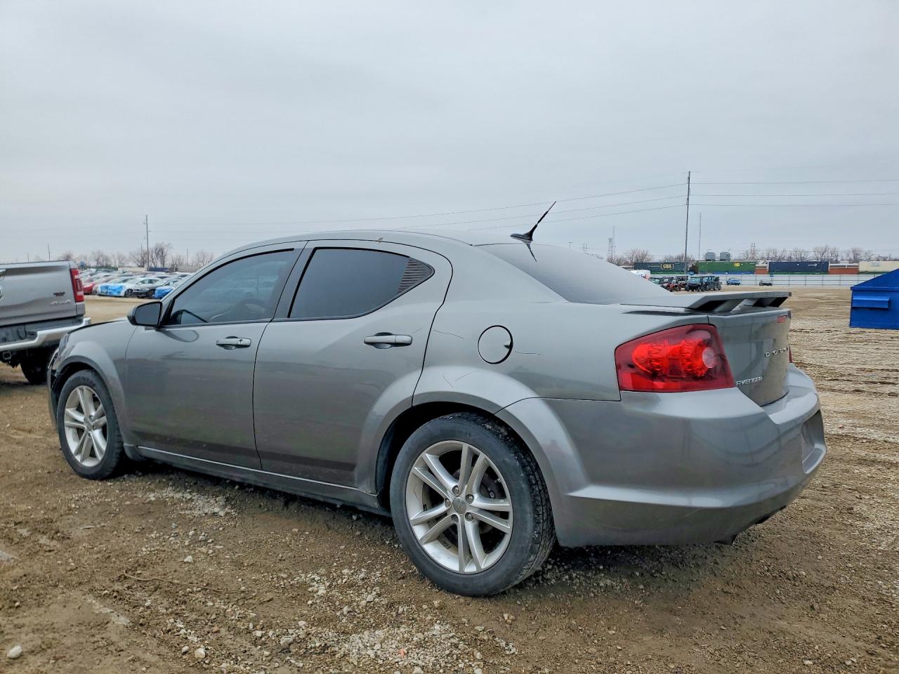 2012 DODGE AVENGER SXT photo 2