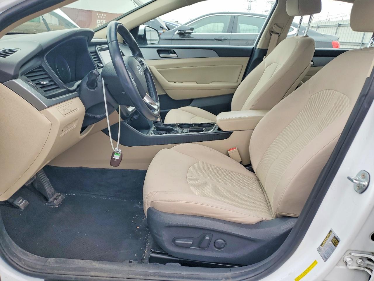 2018 HYUNDAI SONATA SEL photo 19
