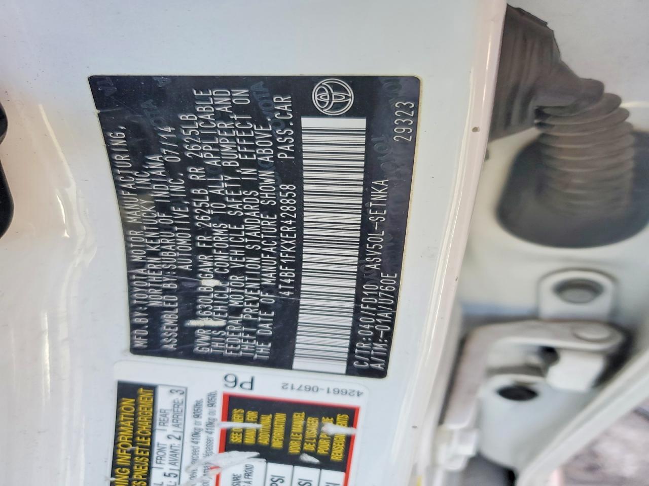 2014 TOYOTA CAMRY LE photo 12