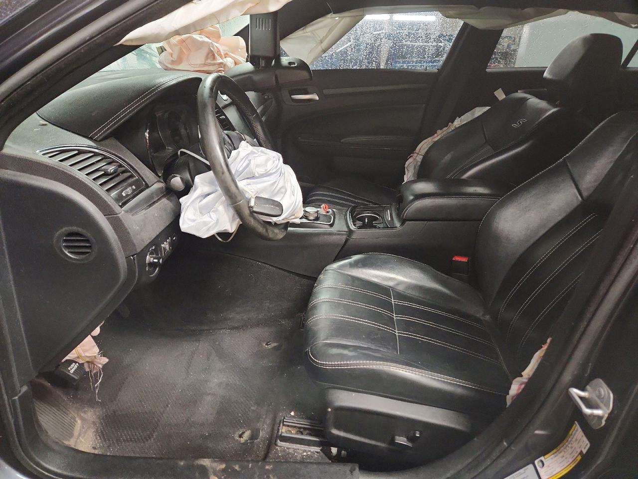 2016 CHRYSLER 300 S photo 19