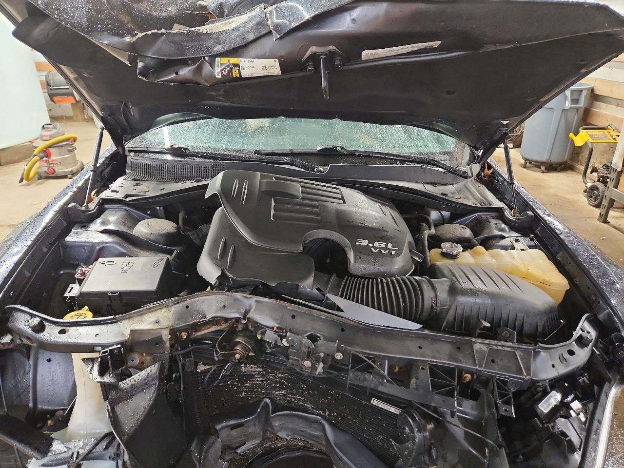 2016 CHRYSLER 300 S photo 31