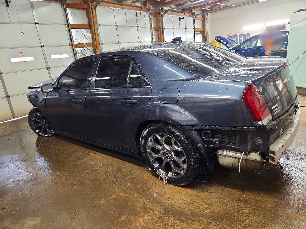 2016 CHRYSLER 300 S photo 4