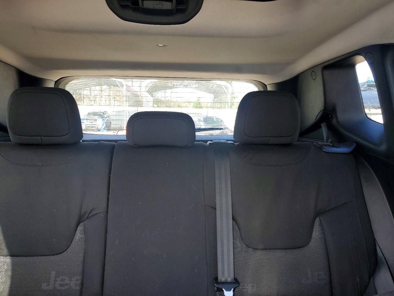 2015 JEEP RENEGADE LATITUDE photo 10