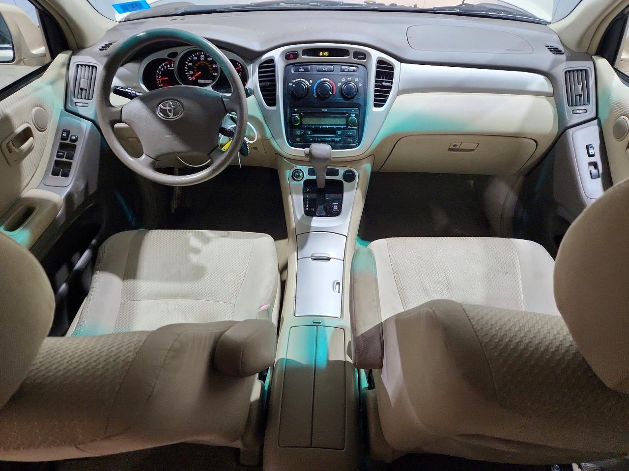 2006 TOYOTA HIGHLANDER BASE photo 8