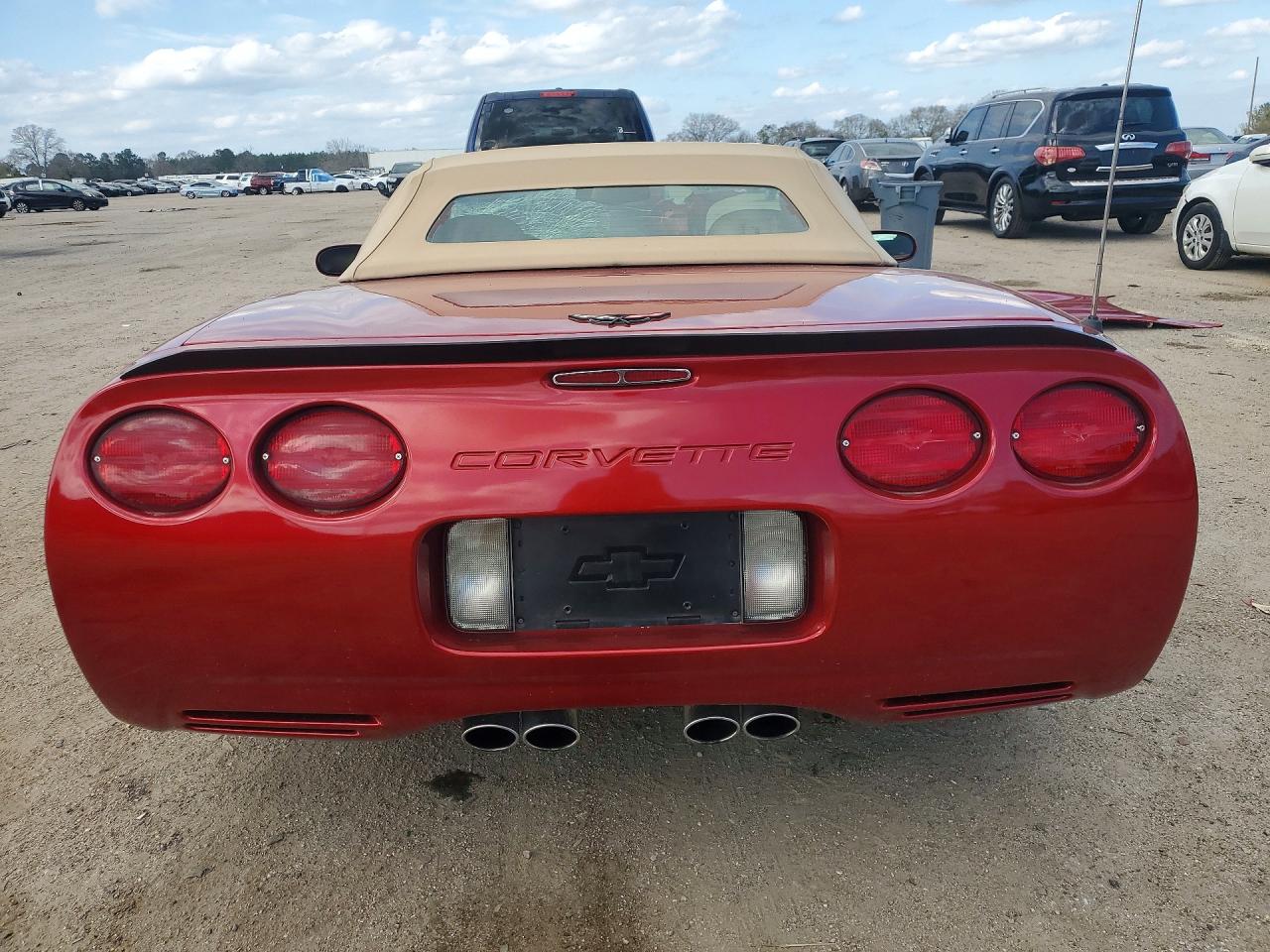 2004 CHEVROLET CORVETTE photo 11