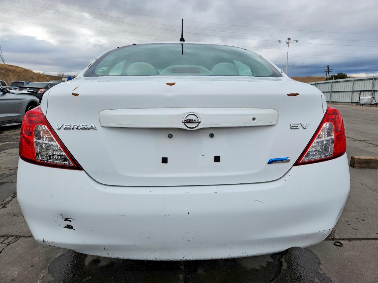 2012 NISSAN VERSA 1.6 S photo 6