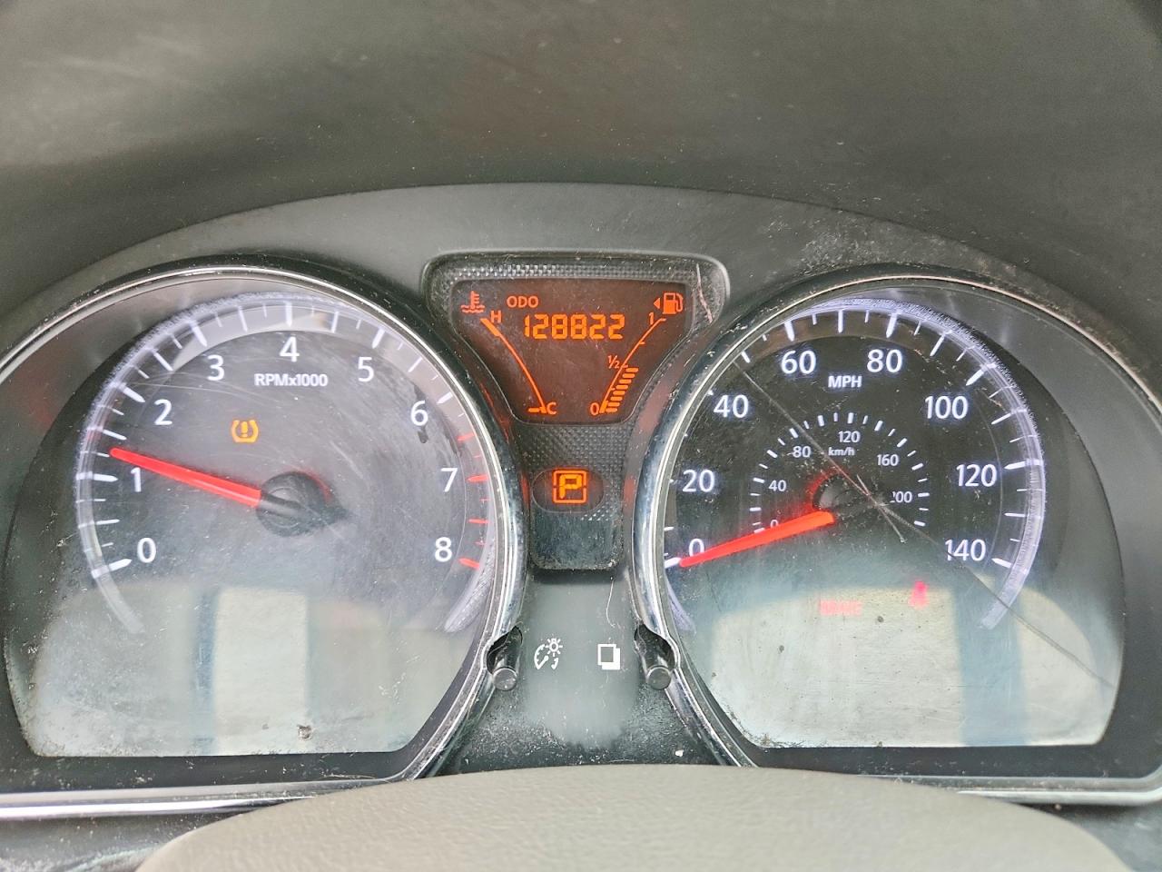 2012 NISSAN VERSA 1.6 S photo 9