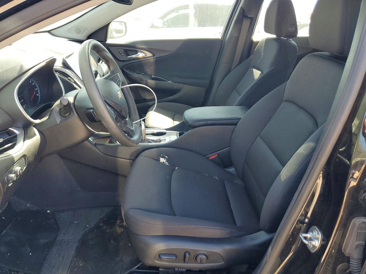 2024 CHEVROLET MALIBU LT photo 13