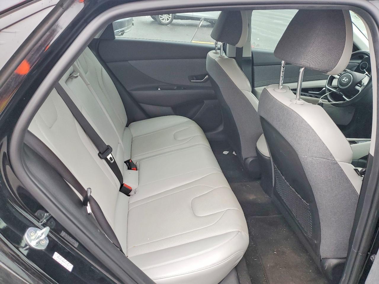 2022 HYUNDAI ELANTRA LIMITED photo 28