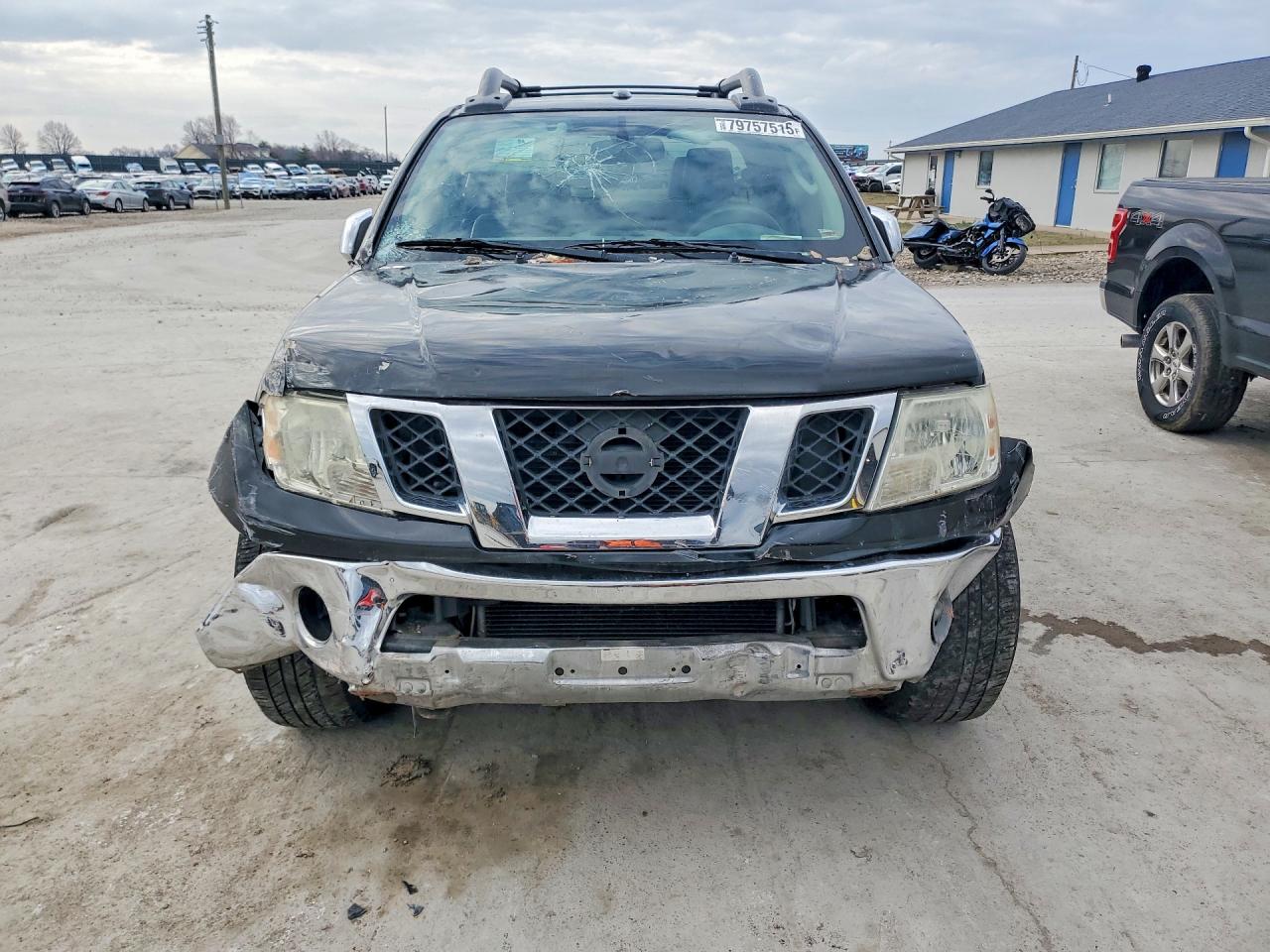 2011 NISSAN FRONTIER S photo 5