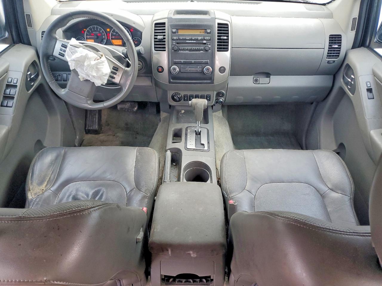 2011 NISSAN FRONTIER S photo 8