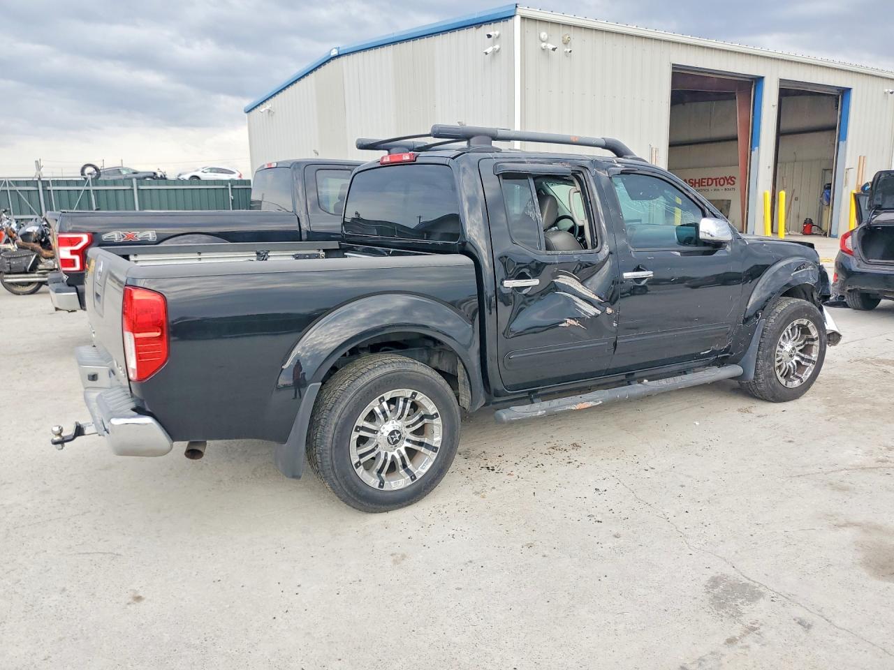 2011 NISSAN FRONTIER S photo 3