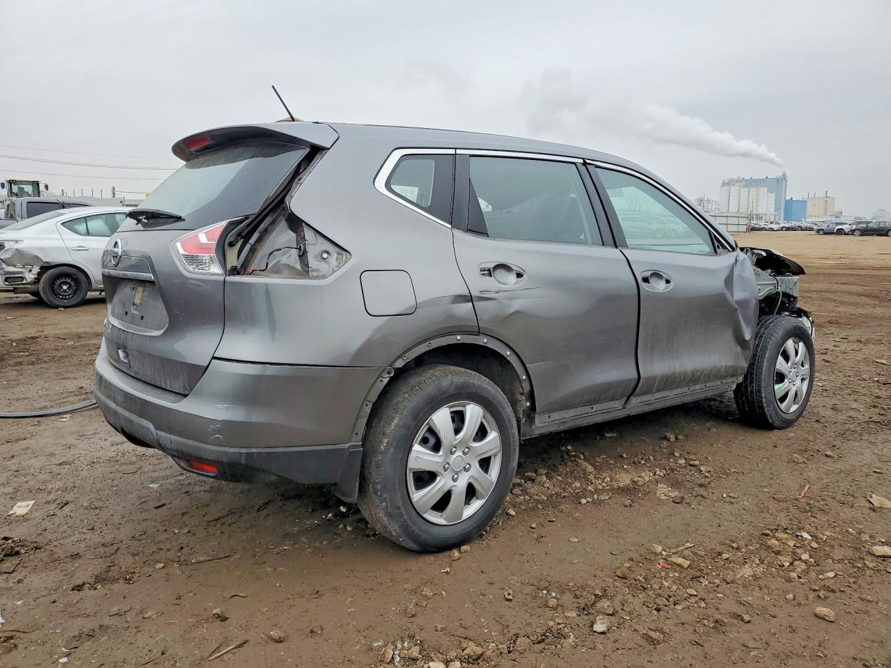2016 NISSAN ROGUE S photo 5