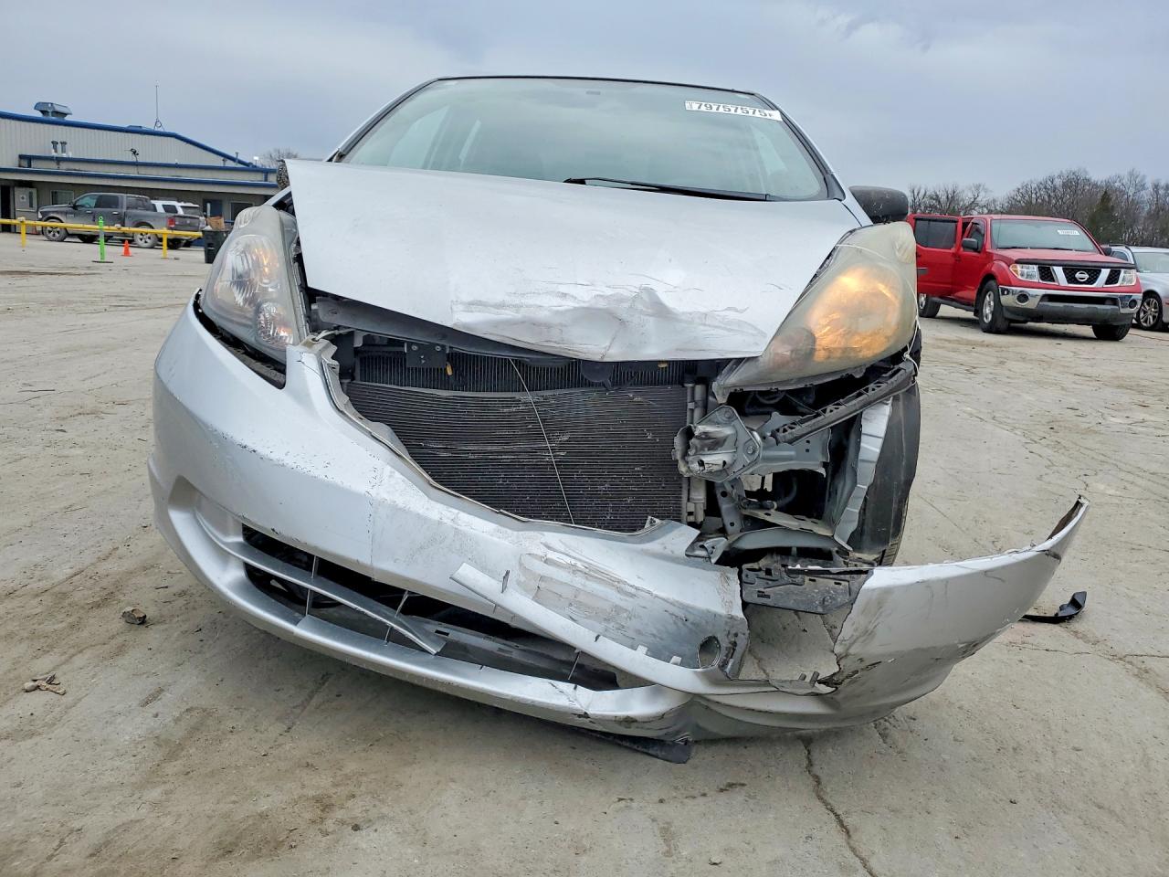 2011 HONDA FIT photo 5