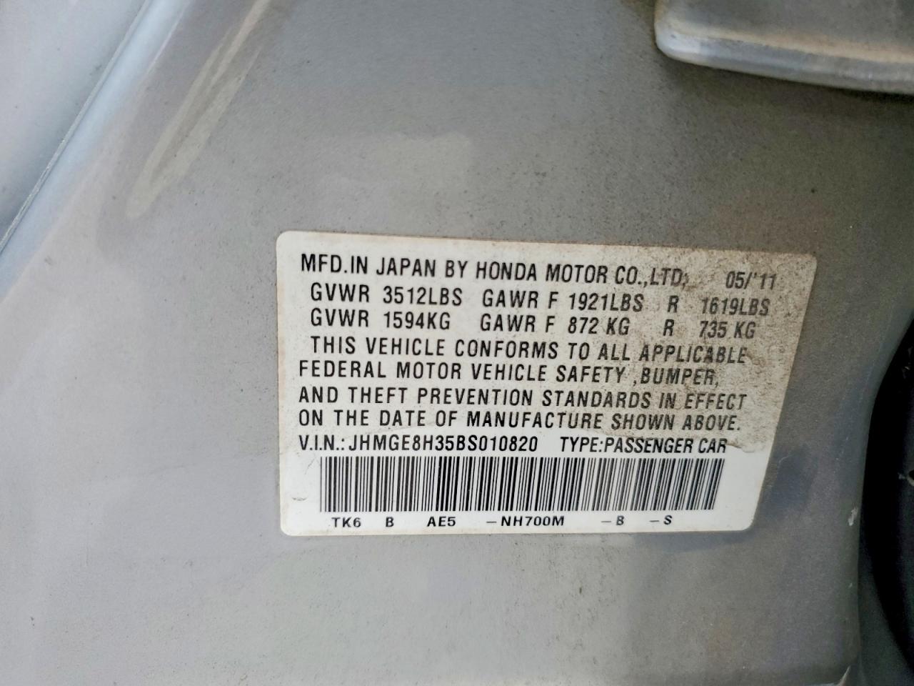2011 HONDA FIT photo 12
