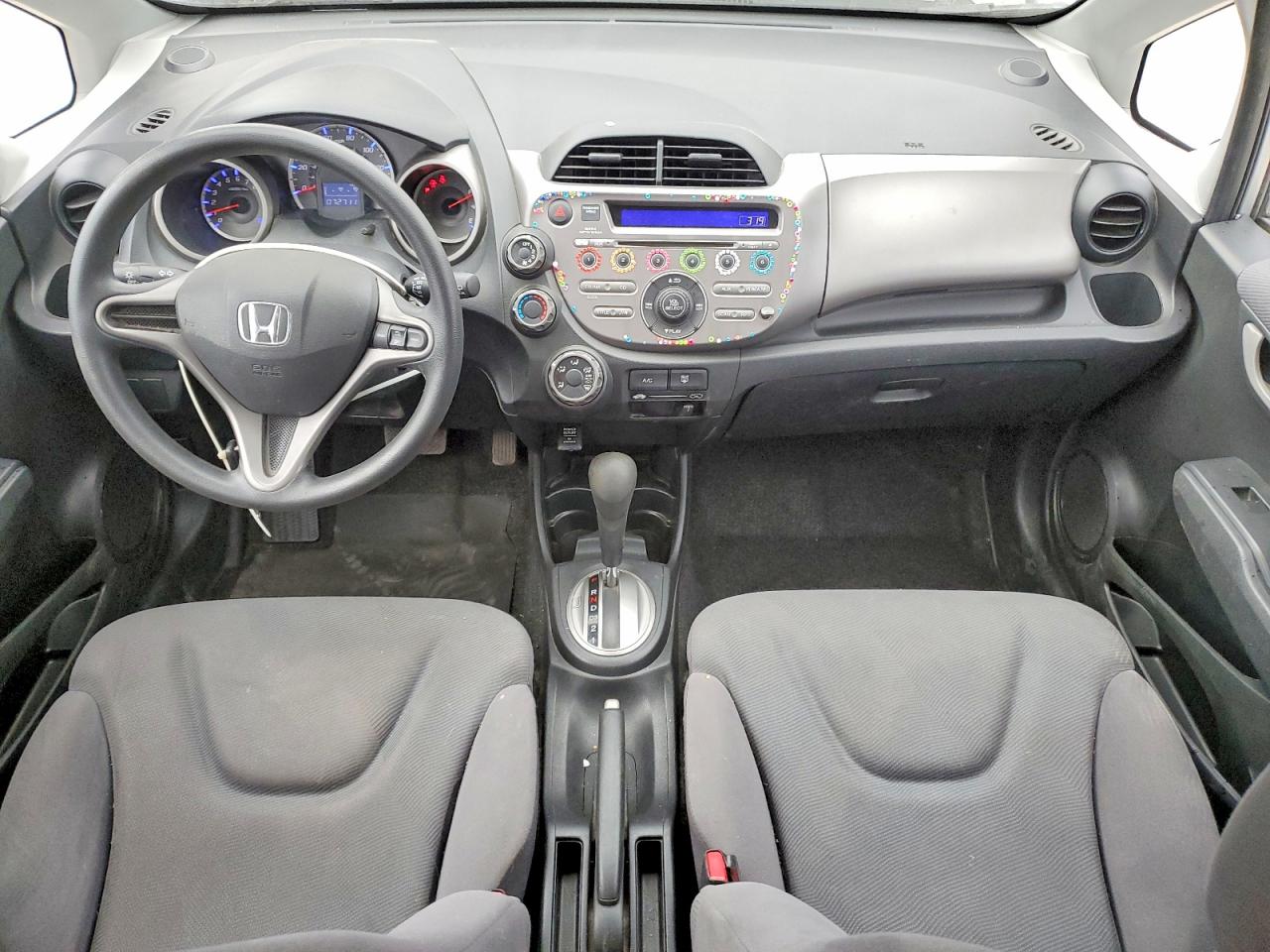 2011 HONDA FIT photo 8