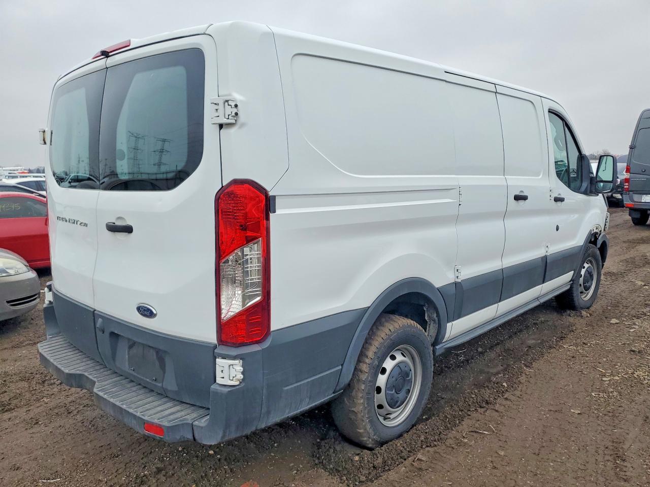 2017 FORD TRANSIT T-250 photo 7