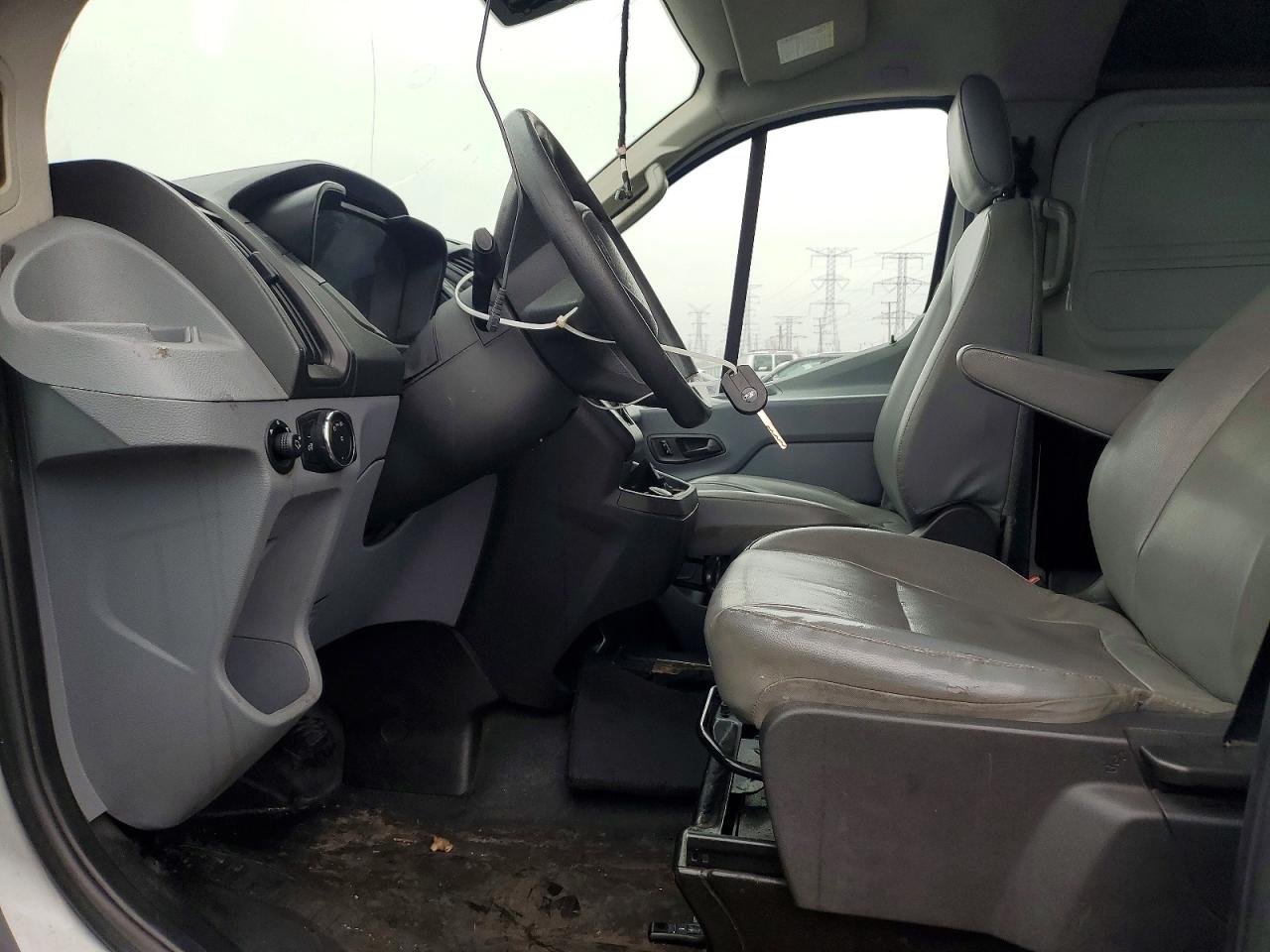 2017 FORD TRANSIT T-250 photo 19