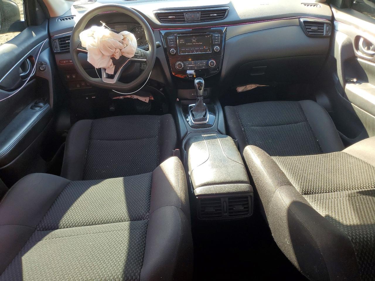 2020 NISSAN ROGUE SPORT S photo 8