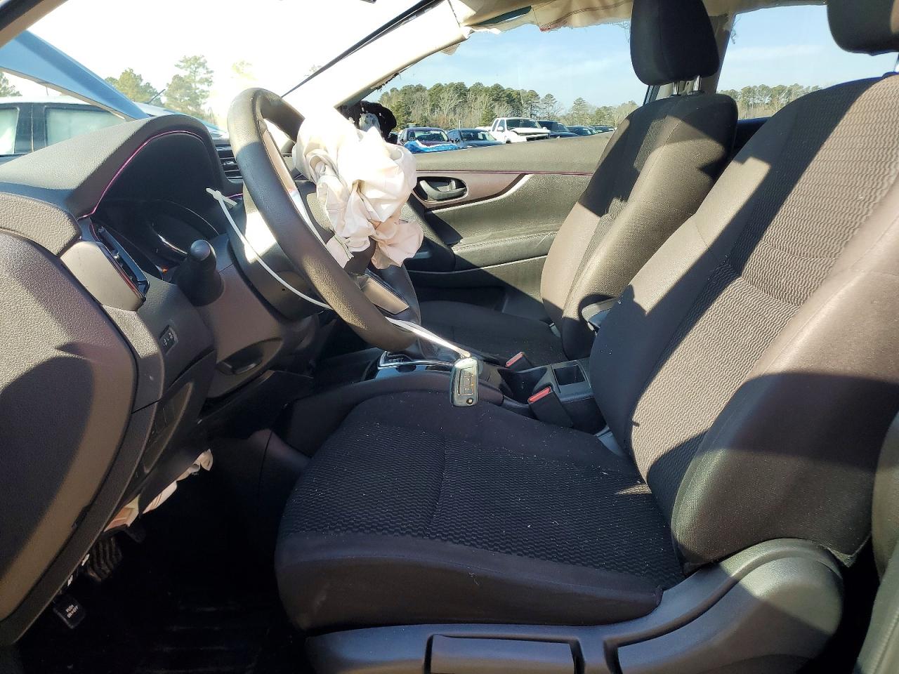 2020 NISSAN ROGUE SPORT S photo 7