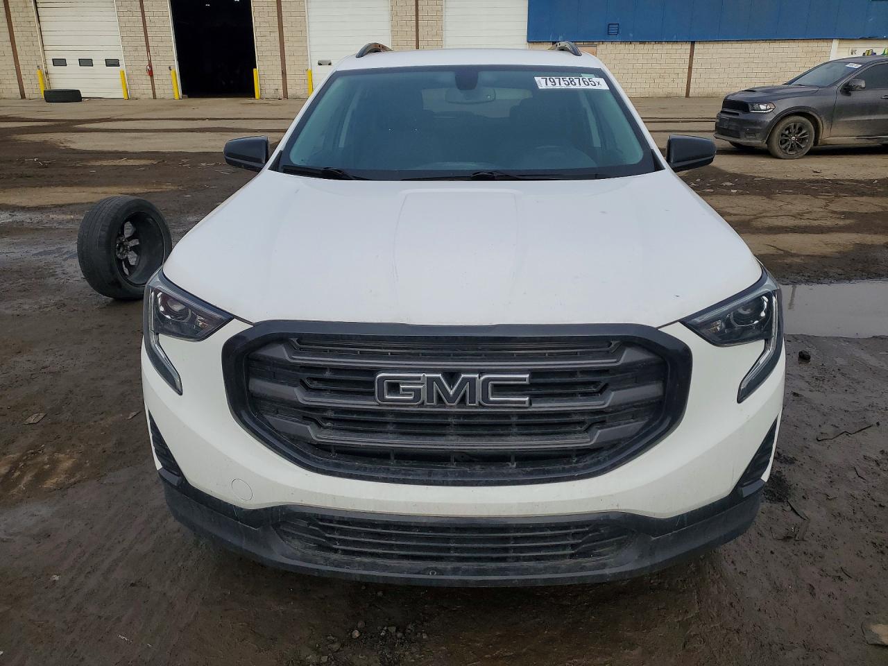 2019 GMC TERRAIN SLE photo 5