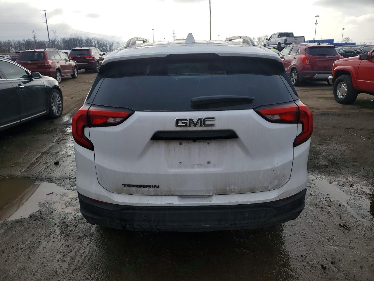 2019 GMC TERRAIN SLE photo 6