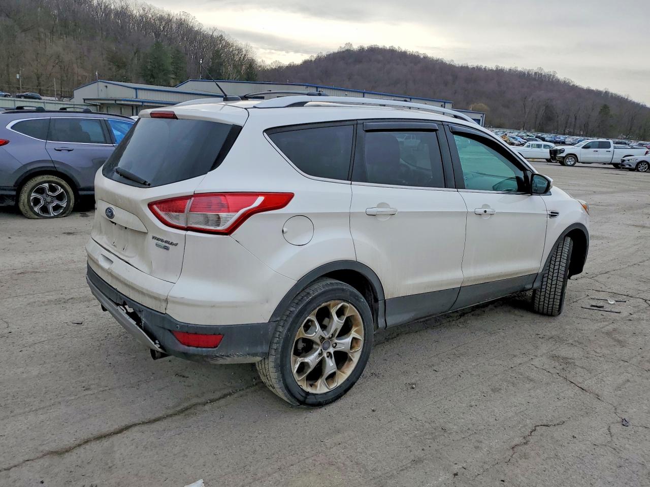 2013 FORD ESCAPE TITANIUM photo 3
