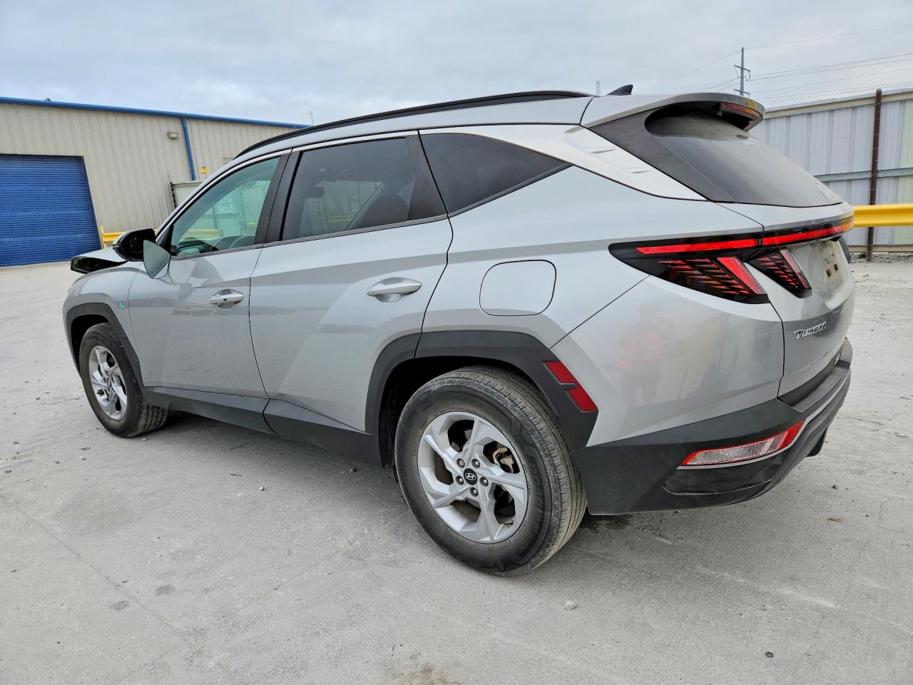 2022 HYUNDAI TUCSON SEL photo 2