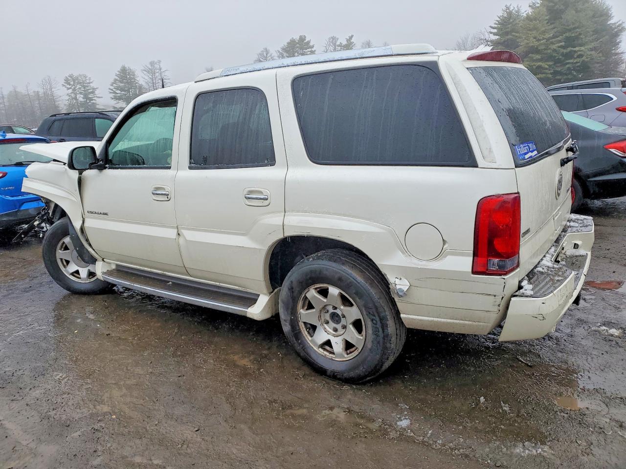 2004 CADILLAC ESCALADE LUXURY photo 4
