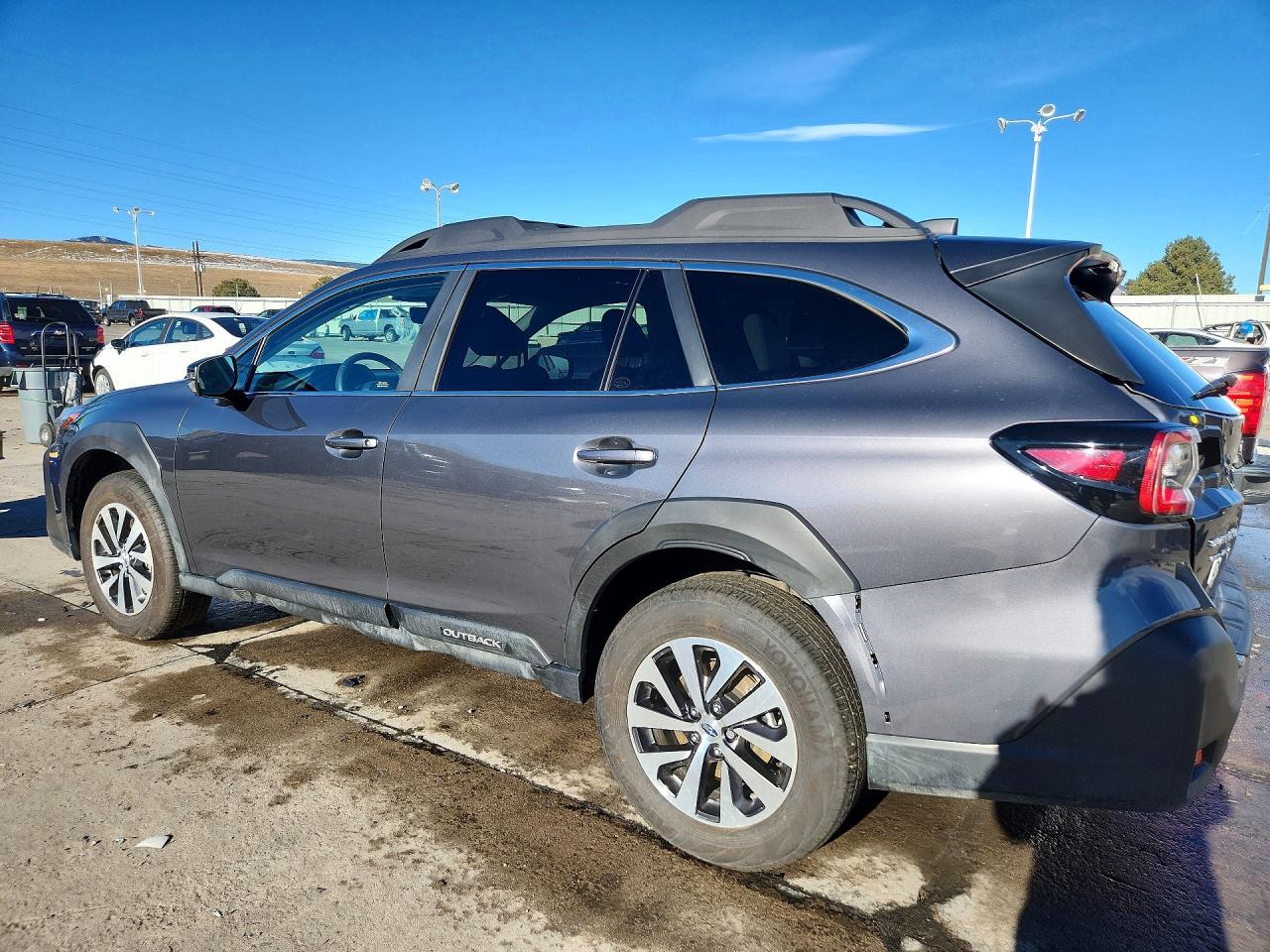 2025 SUBARU OUTBACK PREMIUM photo 2