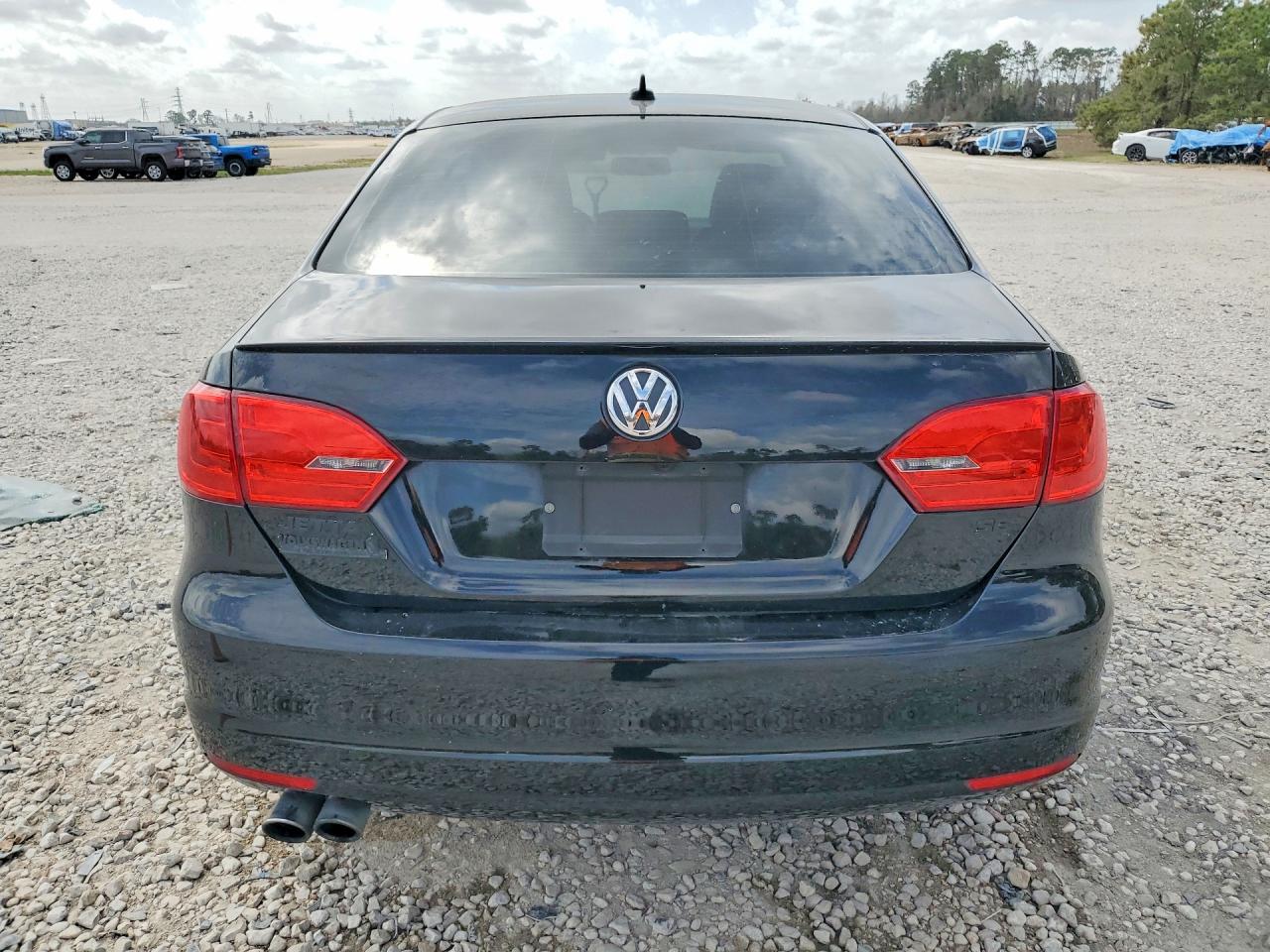 2014 VOLKSWAGEN JETTA SE photo 6