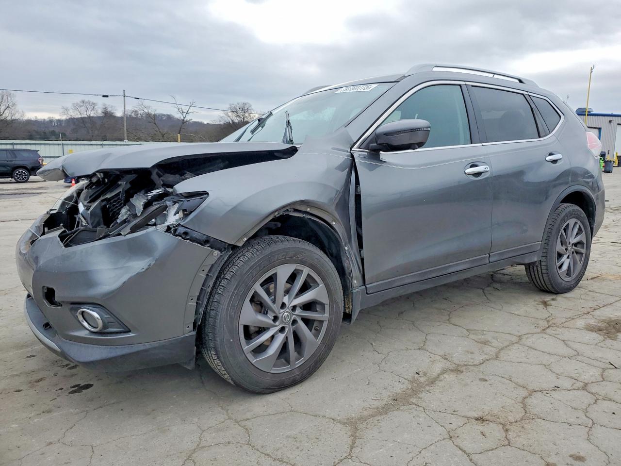 2016 NISSAN ROGUE