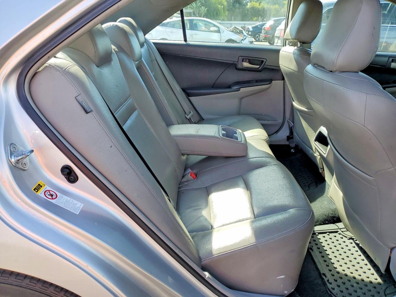 2012 TOYOTA CAMRY LE photo 10