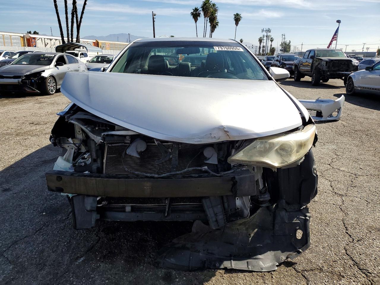 2012 TOYOTA CAMRY LE photo 5