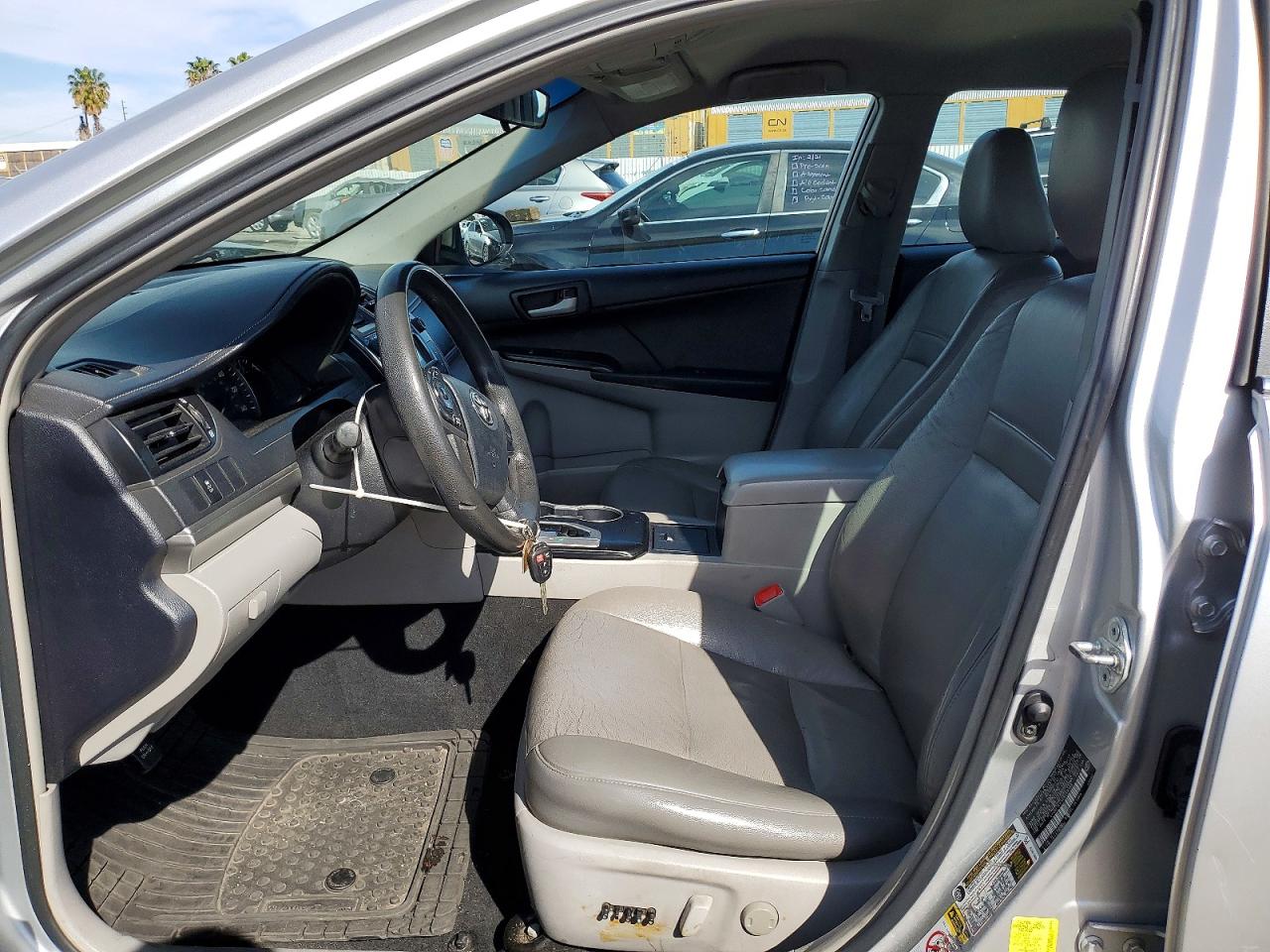 2012 TOYOTA CAMRY LE photo 7