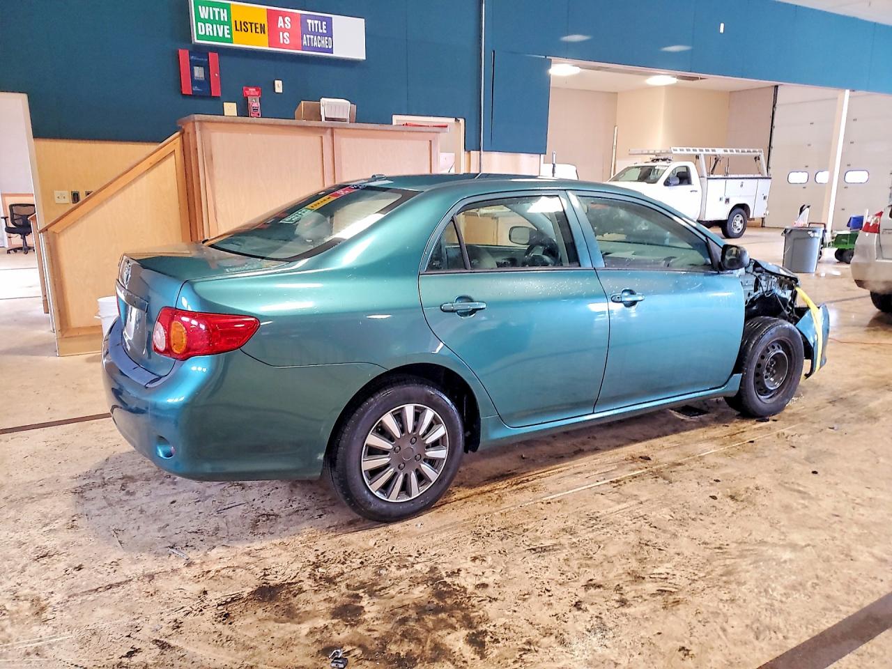 2010 TOYOTA COROLLA BASE photo 5
