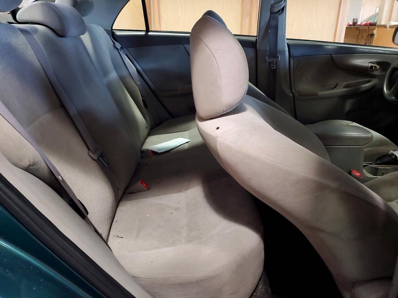 2010 TOYOTA COROLLA BASE photo 19