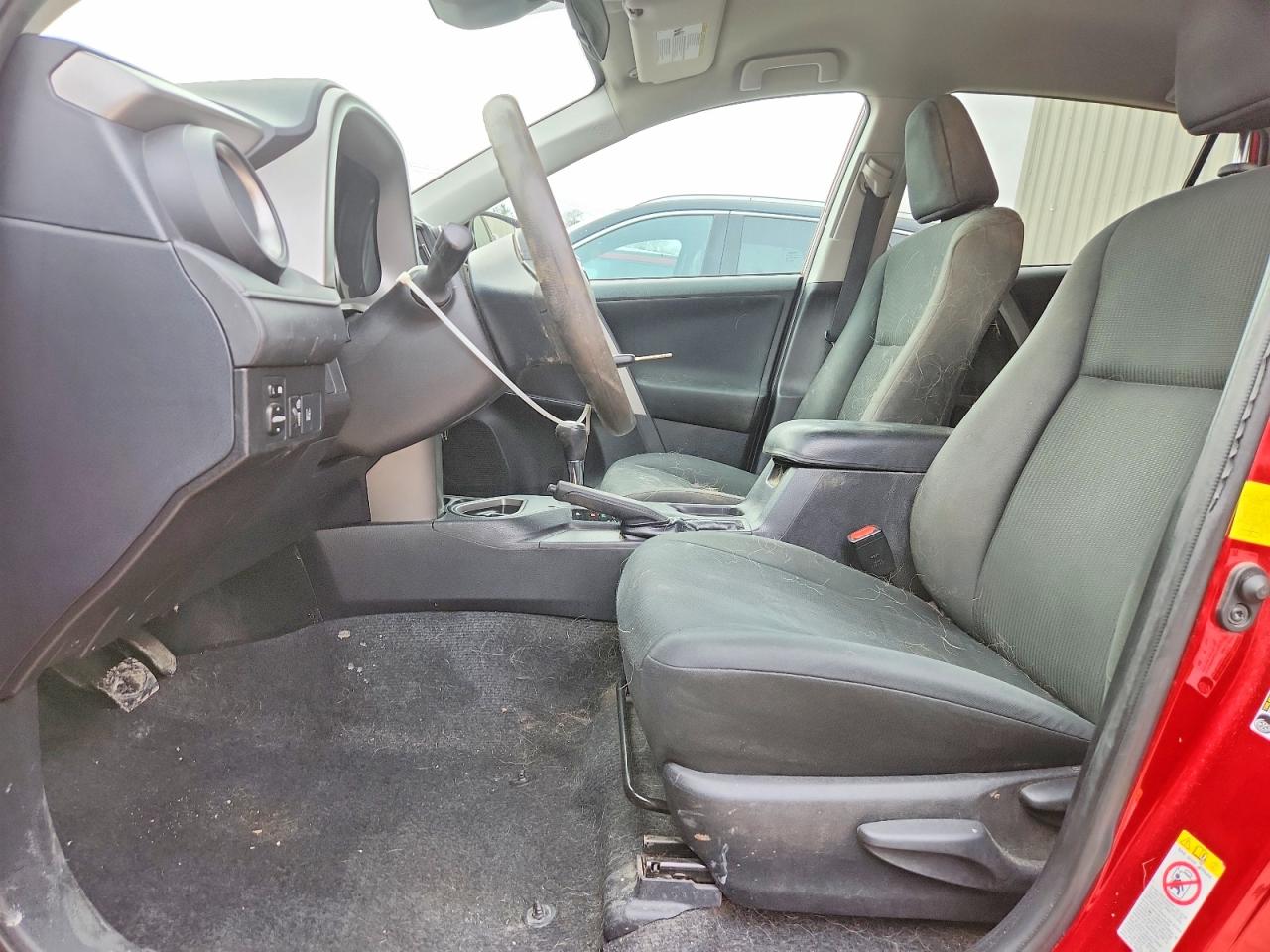 2017 TOYOTA RAV4 LE photo 13