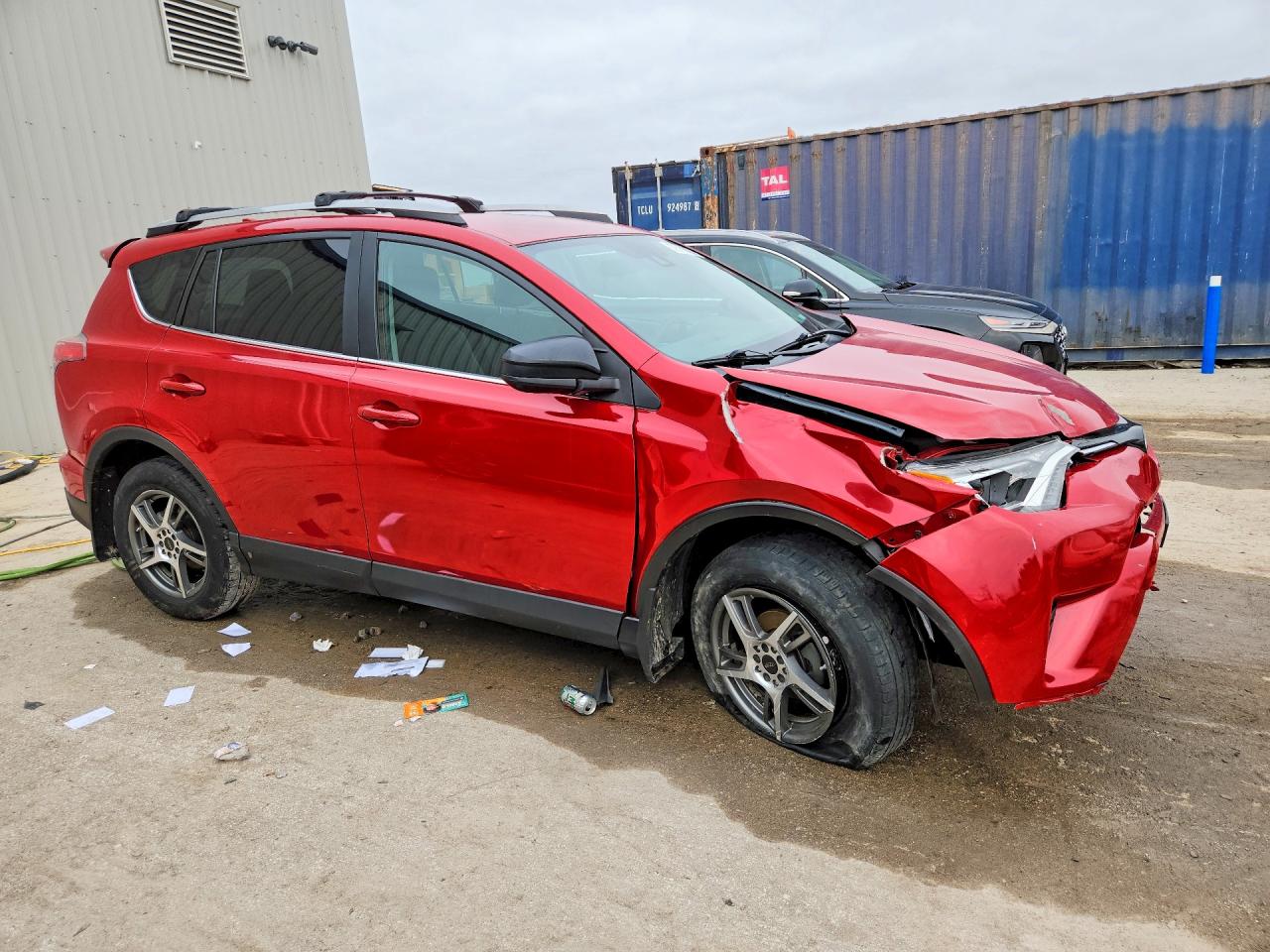 2017 TOYOTA RAV4 LE photo 7