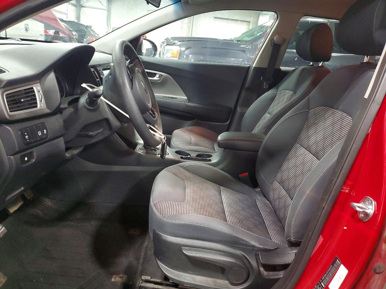 2018 KIA NIRO LX photo 13