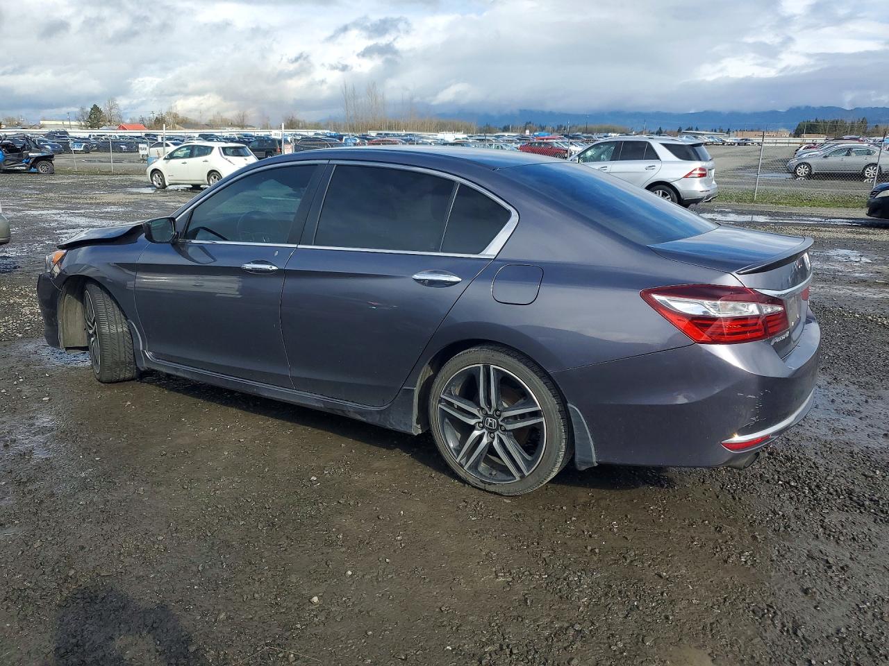 2017 HONDA ACCORD SPORT photo 2