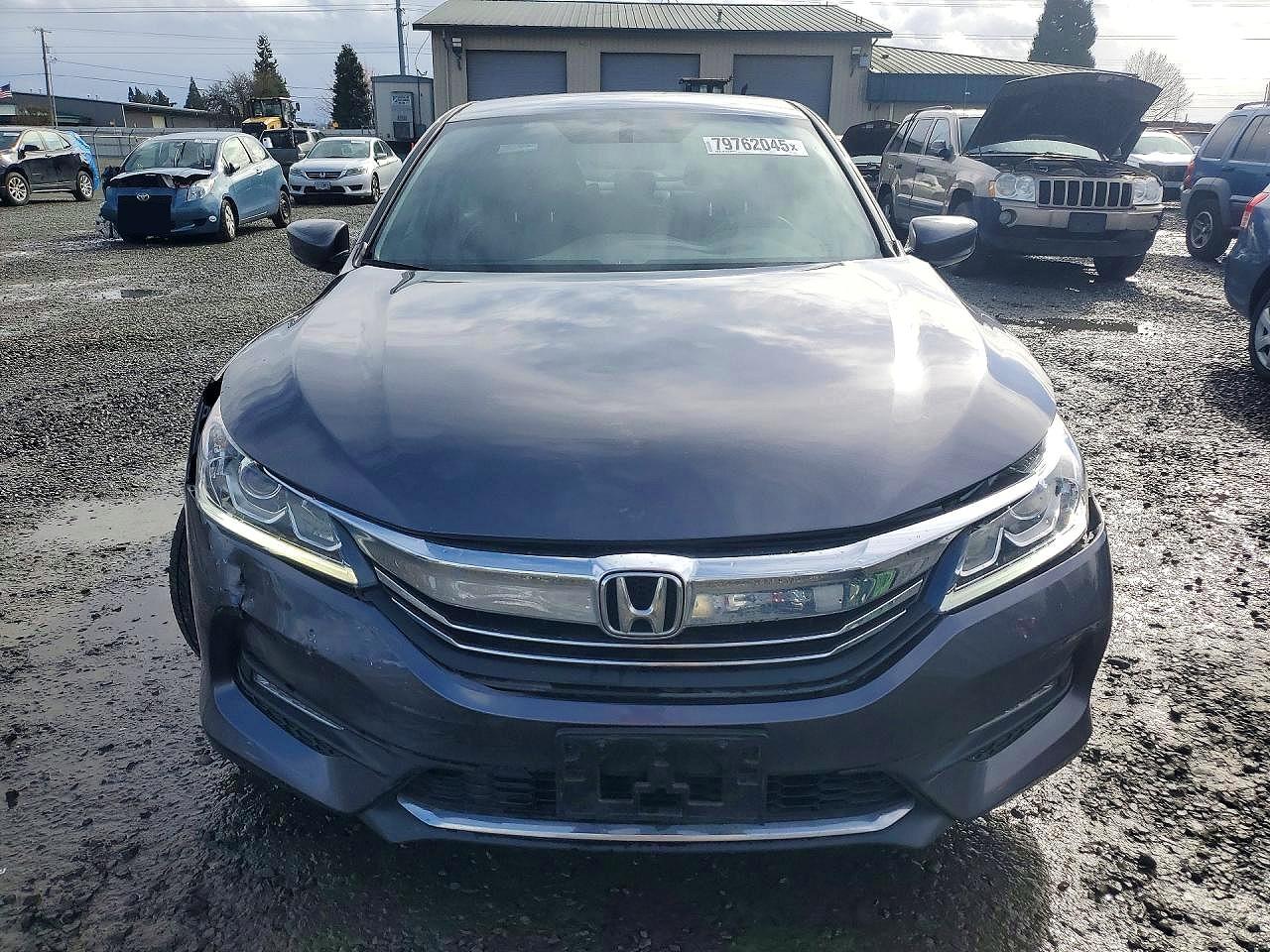 2017 HONDA ACCORD SPORT photo 5