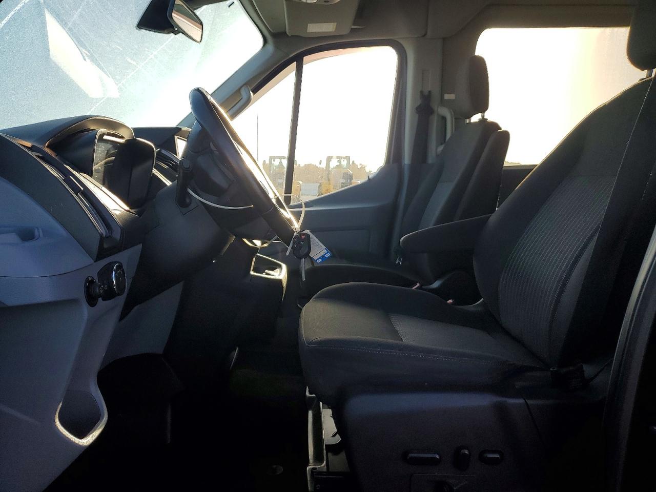 2018 FORD TRANSIT T-350 photo 13